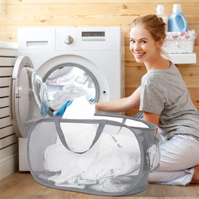 panier a linge femme buanderaie